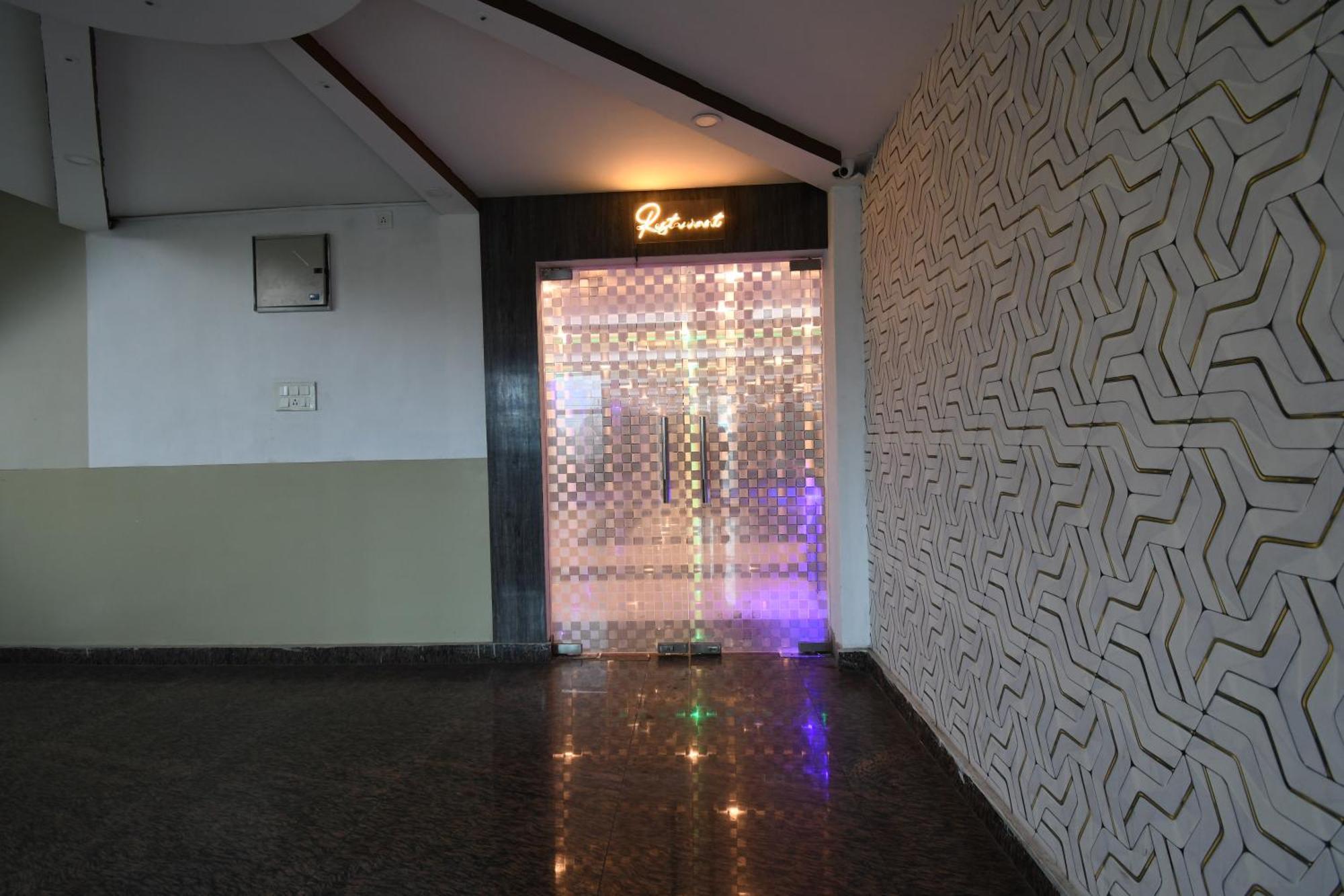Hotel Jyoti International Asansol Экстерьер фото