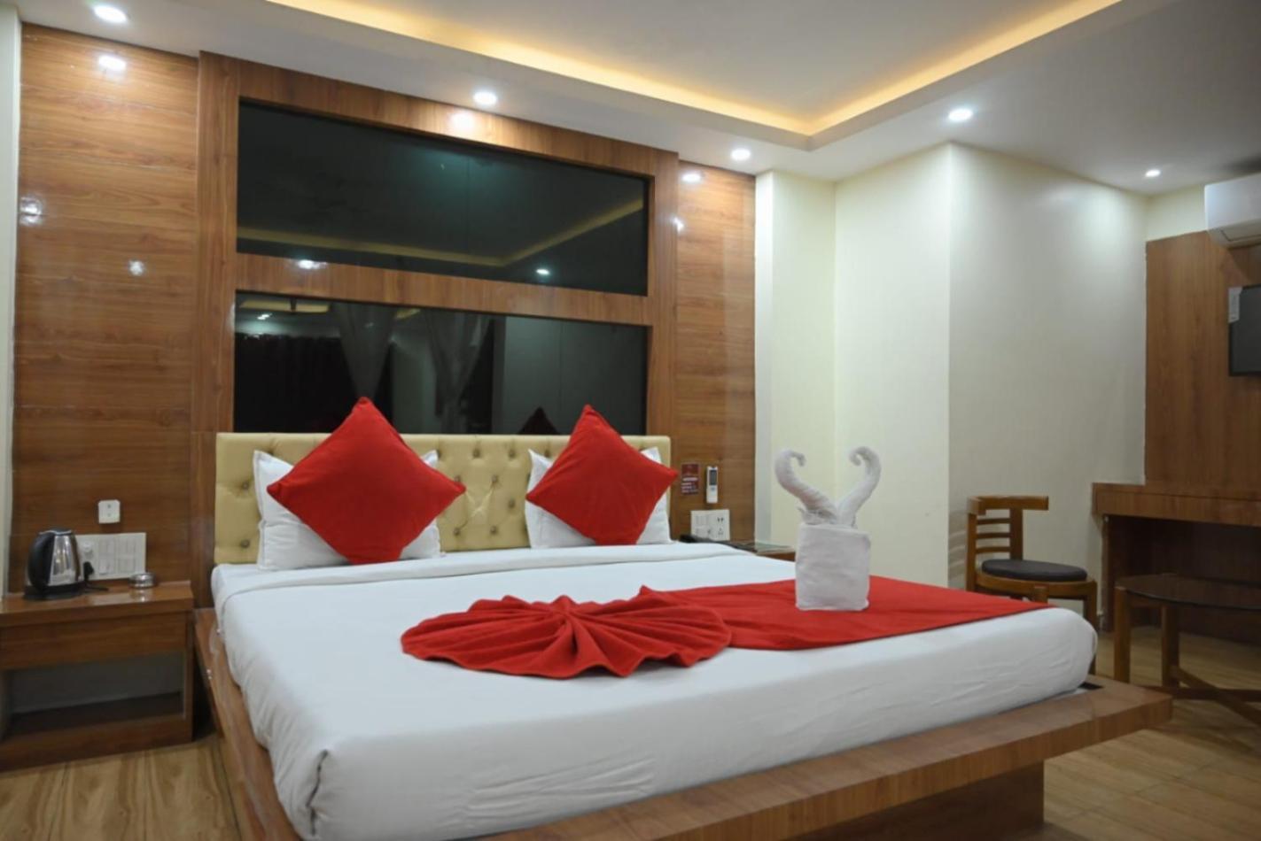 Hotel Jyoti International Asansol Экстерьер фото