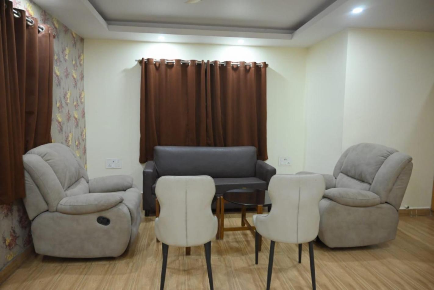 Hotel Jyoti International Asansol Экстерьер фото