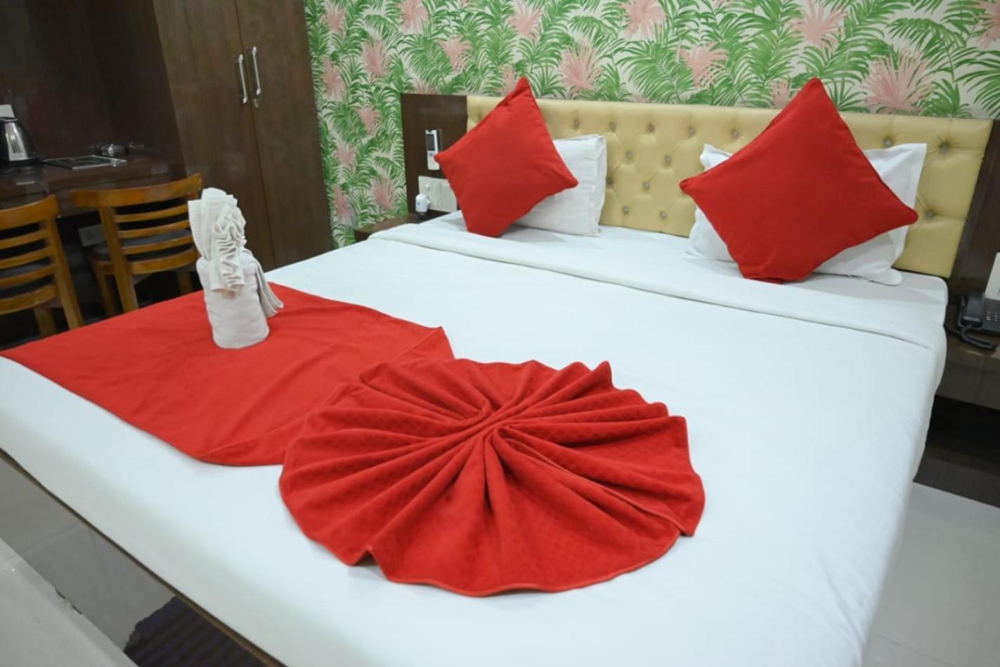 Hotel Jyoti International Asansol Экстерьер фото